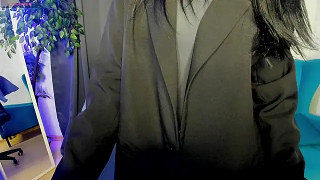 little  isabel online show from 05-18-26, 01:35