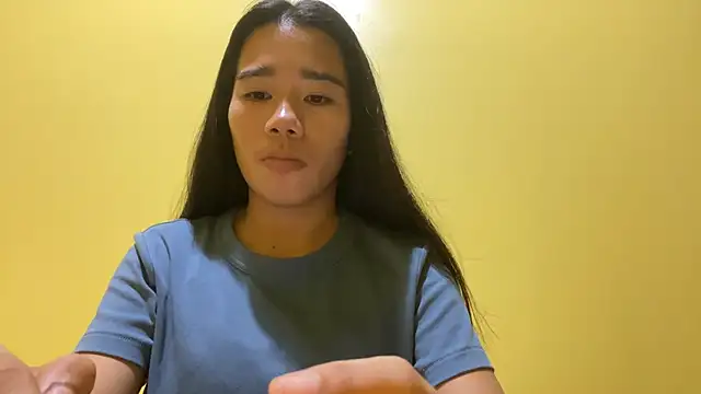 ThresaSallmen online show from 02-19-26, 05:36