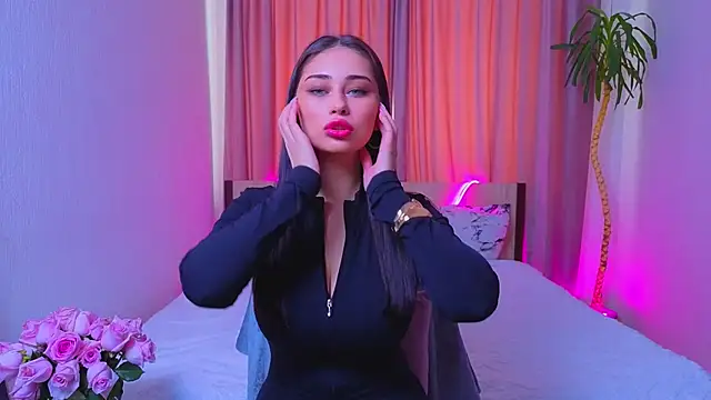 Snapshot of Sofia_Plump chatting on 02-16-26, 10:33 Sofia Plump online show from 02-16-26, 10:33