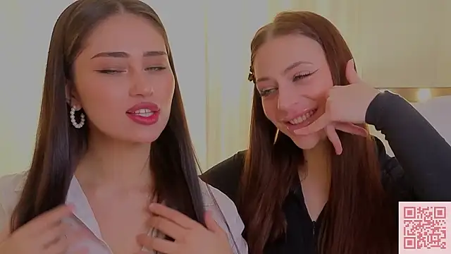 Snapshot of Sofia_Plump chatting on 03-15-26, 09:04 Sofia Plump online show from 03-15-26, 09:04