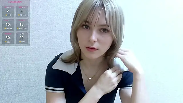 Snapshot of e_ri_ka93 chatting on 03-28-26, 11:21 e ri ka93 online show from 03-28-26, 11:21