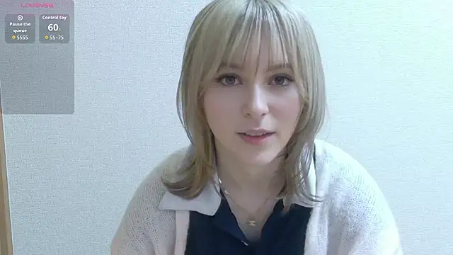 Snapshot of e_ri_ka93 chatting on 04-02-26, 02:15 e ri ka93 online show from 04-02-26, 02:15