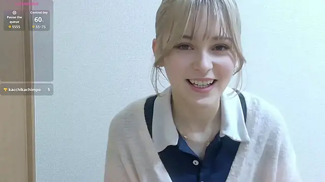 Snapshot of e_ri_ka93 chatting on 04-04-26, 01:52 e ri ka93 online show from 04-04-26, 01:52