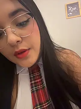 Snapshot of victtoria18 chatting on 03-14-26, 05:35 victtoria18 online show from 03-14-26, 05:35