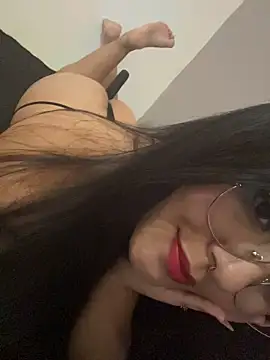 Snapshot of victtoria18 chatting on 03-25-26, 04:29 victtoria18 online show from 03-25-26, 04:29