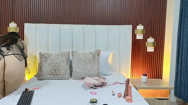 Snapshot of Brisa_Silva chatting on 03-23-26, 12:09 Brisa Silva online show from 03-23-26, 12:09