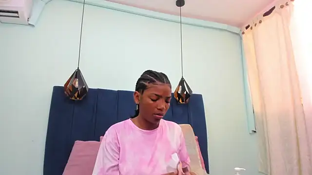 Sexy ebony 1 online show from 06-16-26, 11:46