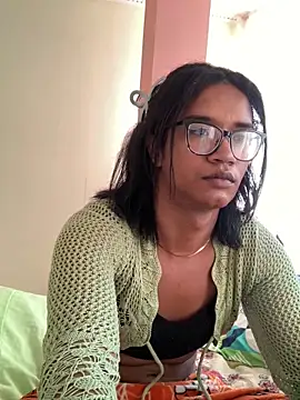 Snapshot of horny_brii chatting on 05-11-26, 06:05 horny brii online show from 05-11-26, 06:05