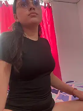 Ivy lexx online show from 04-13-26, 02:22