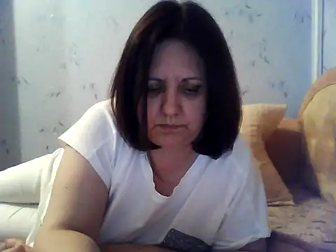 LockyCharm111 online show from 05-10-26, 06:13