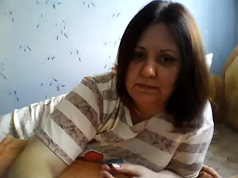 Snapshot of LockyCharm111 chatting on 07-02-26, 04:24 LockyCharm111 online show from 07-02-26, 04:24