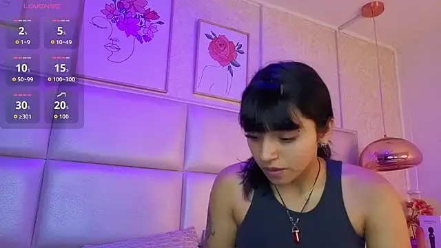 Snapshot of Xara_u chatting on 05-20-26, 08:37 Xara u online show from 05-20-26, 08:37