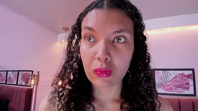 Snapshot of candice_johnss chatting on 03-22-26, 01:47 candice johnss online show from 03-22-26, 01:47