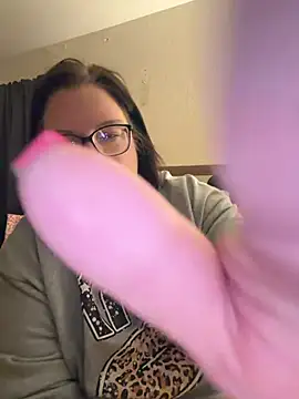 FreaksOffALeash3261 online show from 05-27-26, 12:02