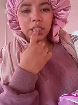 Lucy strong1 online show from 02-10-26, 03:05