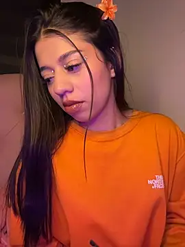 Snapshot of Deva_00 chatting on 03-10-26, 12:26 Deva 00 online show from 03-10-26, 12:26