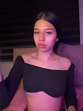 Snapshot of Deva_00 chatting on 03-22-26, 02:15 Deva 00 online show from 03-22-26, 02:15