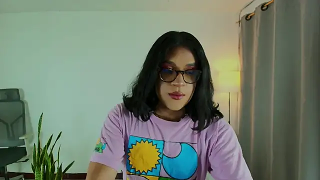 succubus Vitta online show from 05-13-26, 11:00