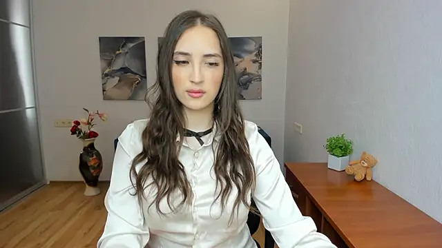 Effy Royse online show from 06-14-26, 05:31