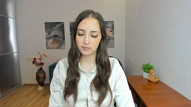 Effy Royse online show from 06-26-26, 07:02