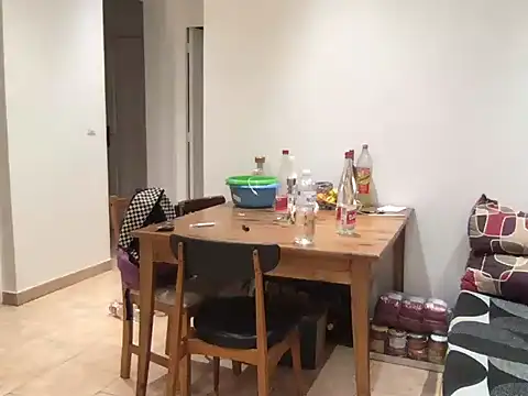 Zerllie online show from 04-15-26, 09:04