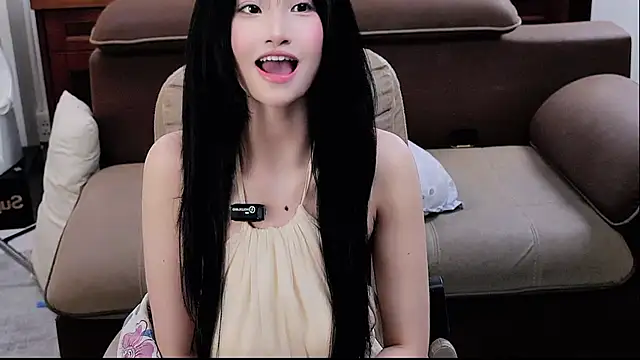 xiaoyu baobei online show from 02-10-26, 04:49