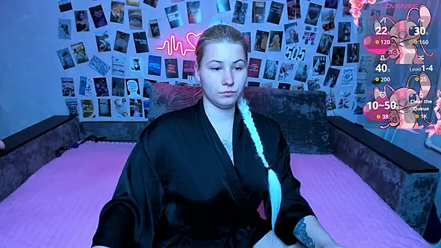 x Ulya1cutex online show from 04-08-26, 04:18