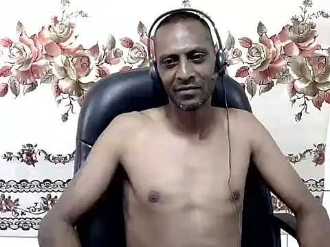 Deucebiggerlow online show from 02-10-26, 08:07