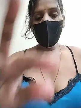 ankita077 online show from 06-18-26, 11:03