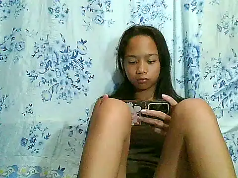 Asianpinay Skinny1818 online show from 04-12-26, 10:37