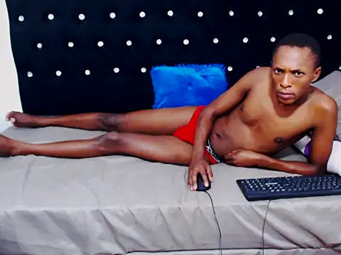 NtandoXx online show from 04-02-26, 12:14