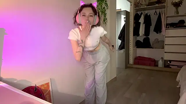 SlunkRear online show from 02-11-26, 11:21