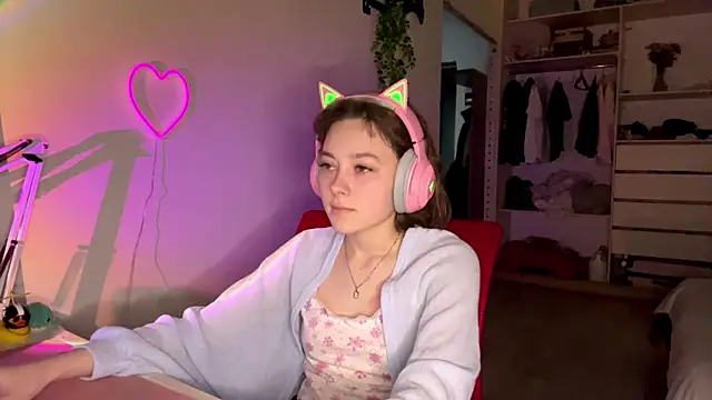 SlunkRear online show from 02-18-26, 10:17