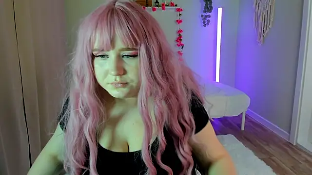 Kathleen Graham online show from 02-11-26, 01:10