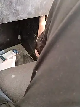 hardi9051 online show from 02-11-26, 07:46