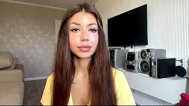 You Club Winx online show from 05-14-26, 07:26