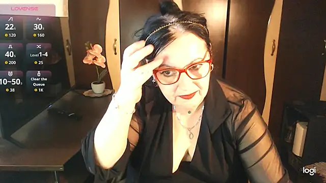 exiMIlf online show from 05-12-26, 01:19