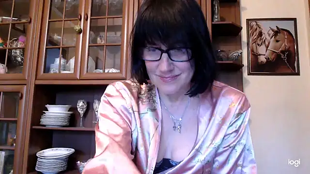 Snapshot of Vlastelina chatting on 04-28-26, 02:22 Vlastelina online show from 04-28-26, 02:22