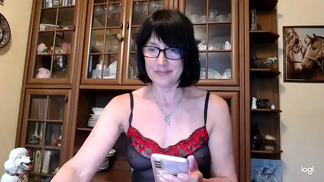 Snapshot of Vlastelina chatting on 05-10-26, 01:49 Vlastelina online show from 05-10-26, 01:49
