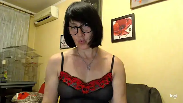 Snapshot of Vlastelina chatting on 05-12-26, 07:22 Vlastelina online show from 05-12-26, 07:22