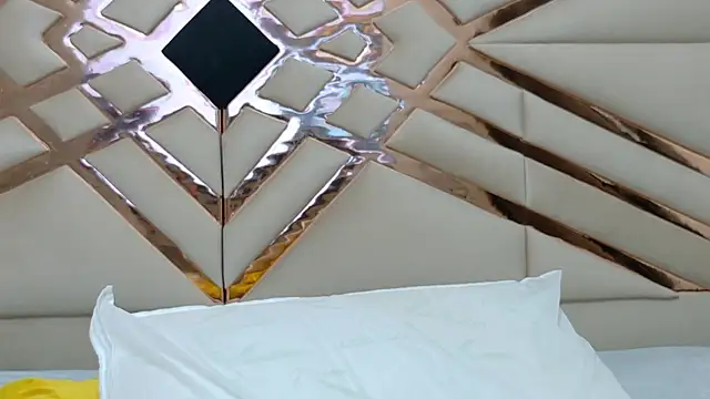 misspaula online show from 04-19-26, 06:10