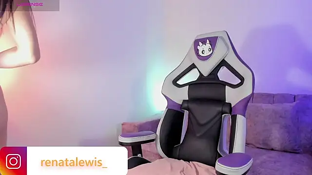 Snapshot of renata_lewis23 chatting on 03-28-26, 05:18 renata lewis23 online show from 03-28-26, 05:18