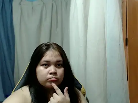 Snapshot of xia_xoxo_ chatting on 05-04-26, 12:17 xia xoxo online show from 05-04-26, 12:17