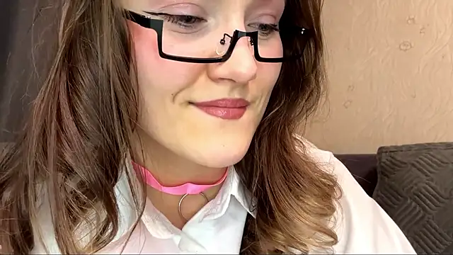 Snapshot of BunnyFleur chatting on 02-14-26, 05:10 BunnyFleur online show from 02-14-26, 05:10