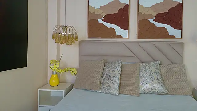 Hana Stone online show from 03-22-26, 09:07