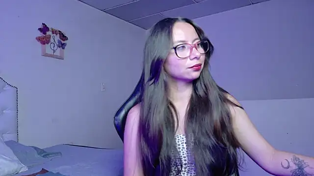 Snapshot of Mei_hells chatting on 03-26-26, 12:28 Mei hells online show from 03-26-26, 12:28