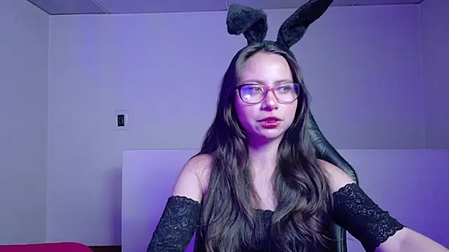 Snapshot of Mei_hells chatting on 04-06-26, 07:20 Mei hells online show from 04-06-26, 07:20