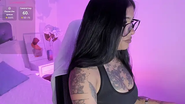 Aisha Haddad online show from 02-16-26, 03:19