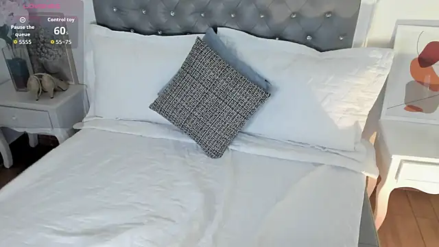 Aisha Haddad online show from 03-05-26, 02:24