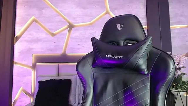 Snapshot of SinLickerr chatting on 03-17-26, 06:55 SinLickerr online show from 03-17-26, 06:55